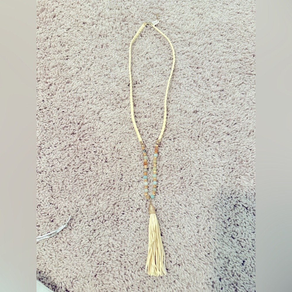 Brand new necklace never worn!